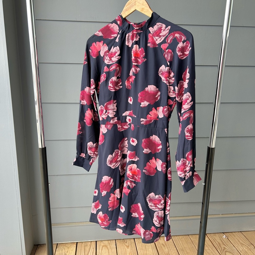 NWOT Women’s Banana Republic floral fit&flare dress - Sz 0